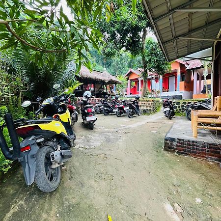 Roy Homestay Kuta Kuta  Экстерьер фото