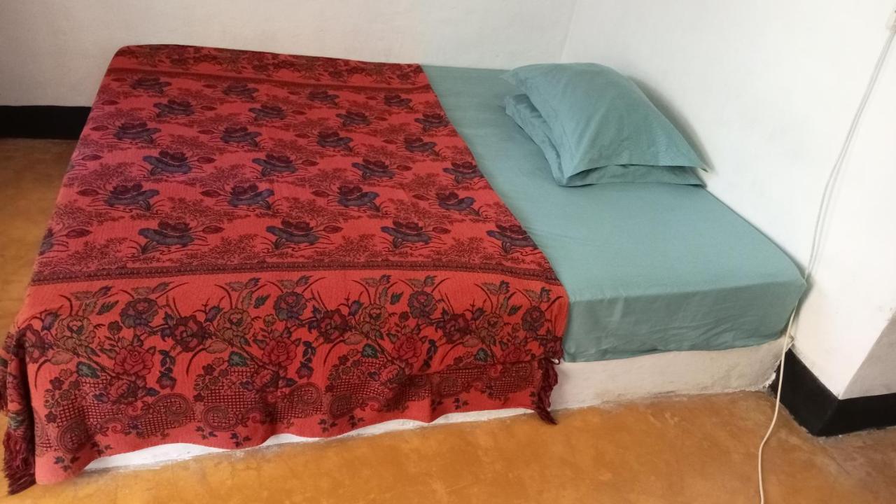 Roy Homestay Kuta Kuta  Экстерьер фото